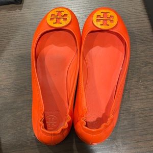 I am selling Tory Burch ballerina flats. Only worn a few times! Good condition!